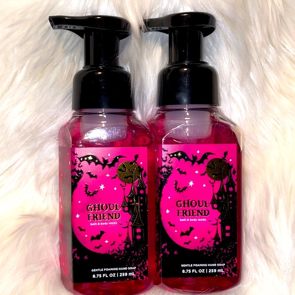 2- Halloween Hand Soaps
Ghoul Friend - Picture 1 of 4